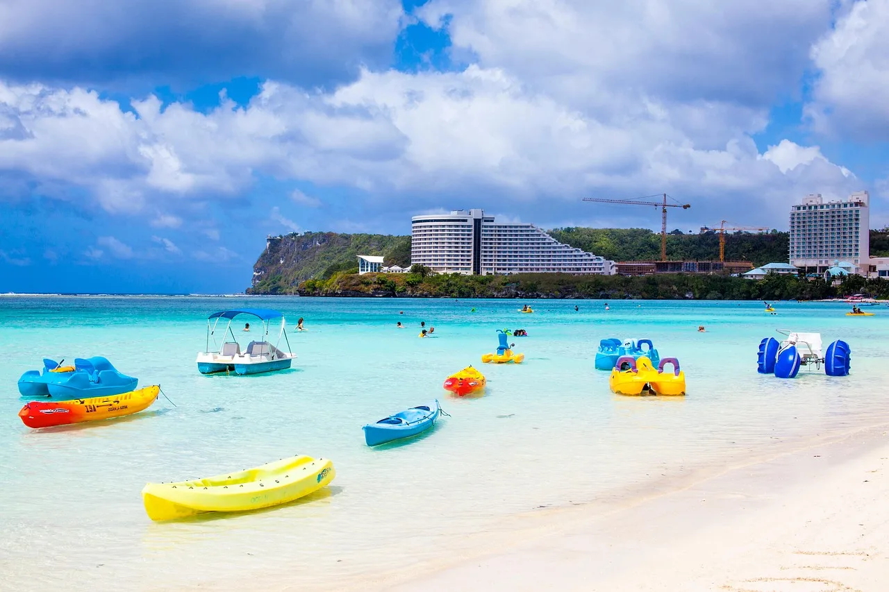 Free Beach Kayaks photo and picture
