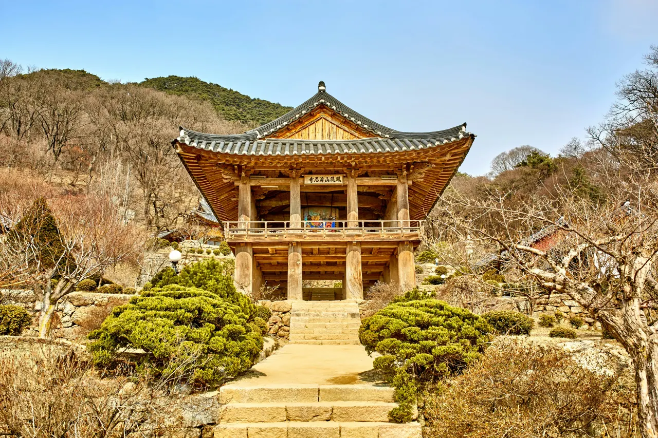 낮 동안의 사원